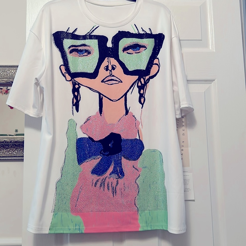Super Cute Artwork Rhinestone Diva Tee Shirt